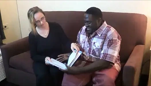 Üvey oğlum öğretmenimi sikiyorum