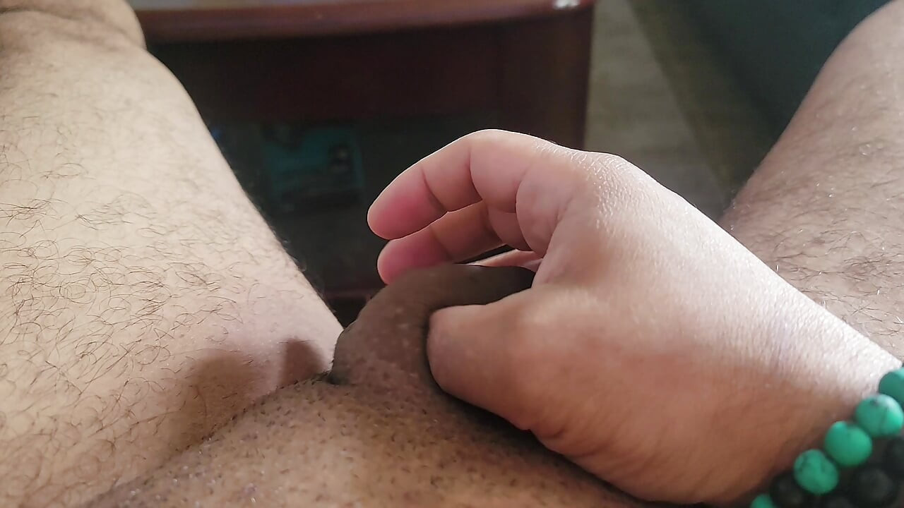 משחקת עם הזין שלי לפני העבודה 2