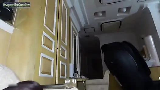 Kecantikan payudara lembut mungil yang tersenyum, keinginan menyelinap ke tepi menjadi hasil akhir creampie yang berantakan