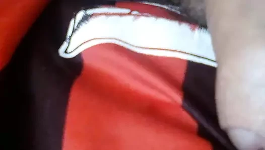 Süt dolu büyük penisli genç Kolombiyalı porno
