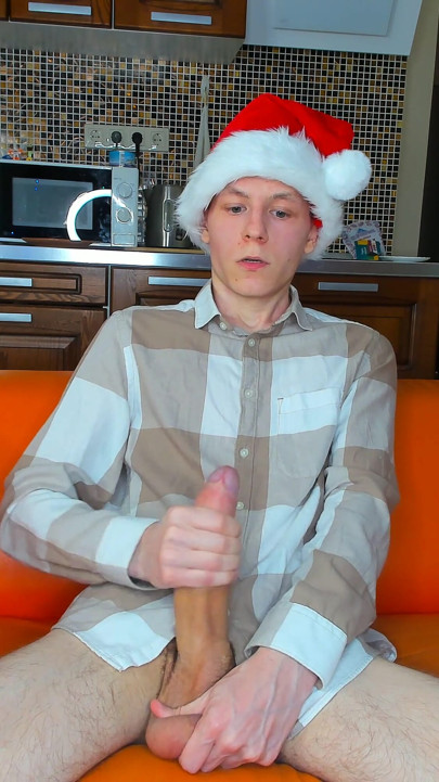 Alone After Class Twink Pumps to Pure Ecstasy