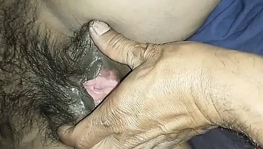 Красивая киска бхабхи