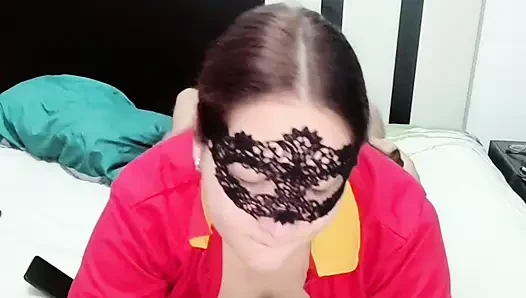 Oxxo kassiererin kommt auf den kunden und gibt ihm viel vergnügen, latina,oxxo mit einem kunden