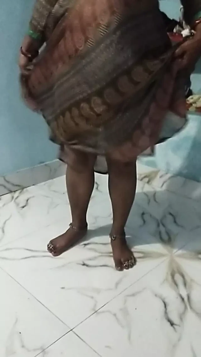 Sexy aunty