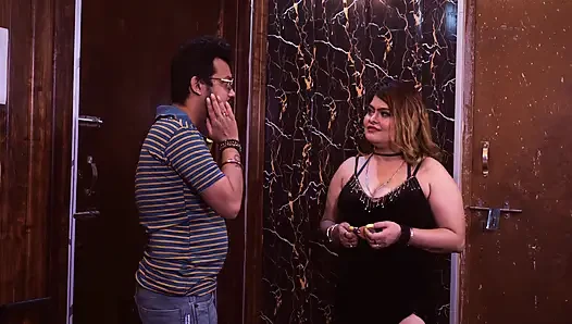 A thirsty bhabhi inside a hotel room