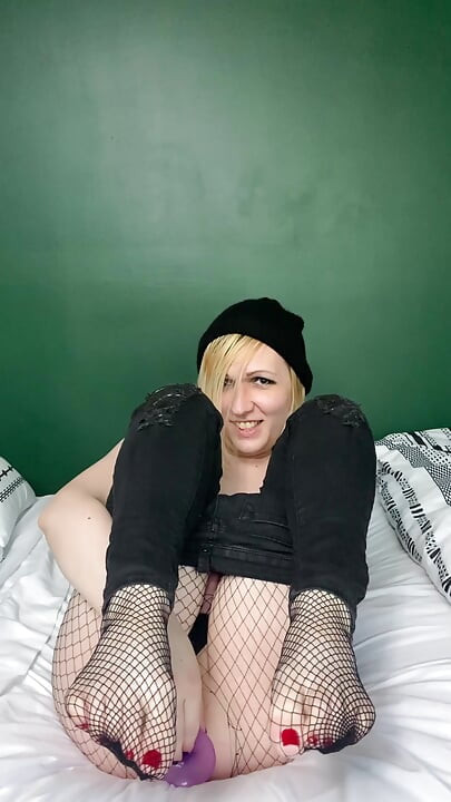 Virgin Trans Ass Stretched and Fucked with Dildo, Cums Hard