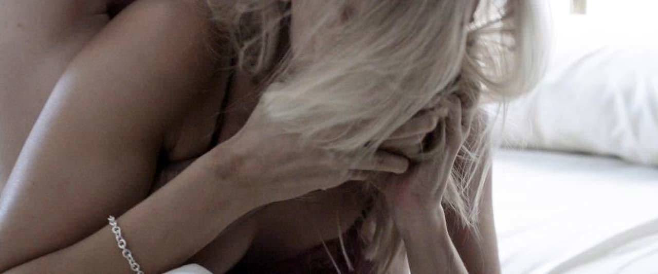 Maggie Grace Passionate Sex Scene On ScandalPlanetCom