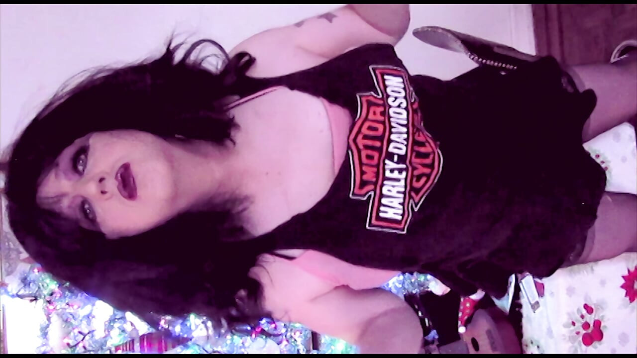 Kellystar518 in STIFF LITTLE CLIT