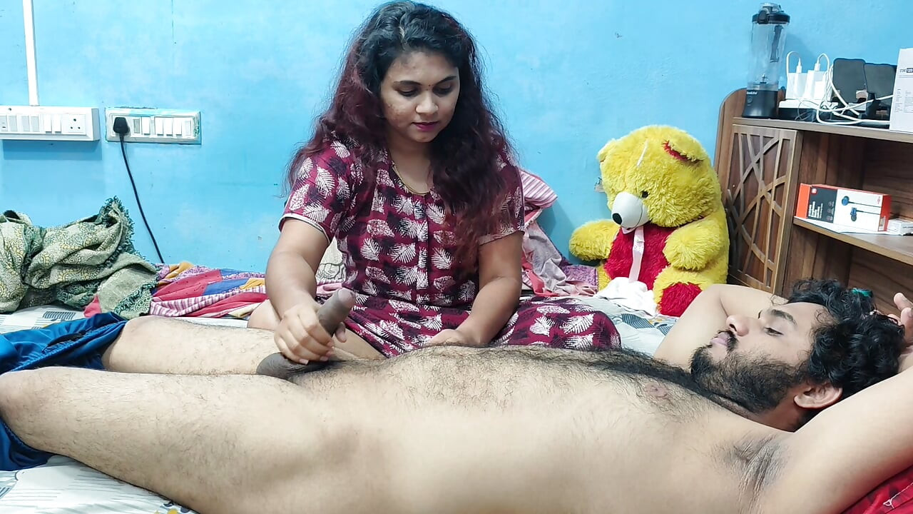 Mallu wife robi ostrego ręcznego mężowi