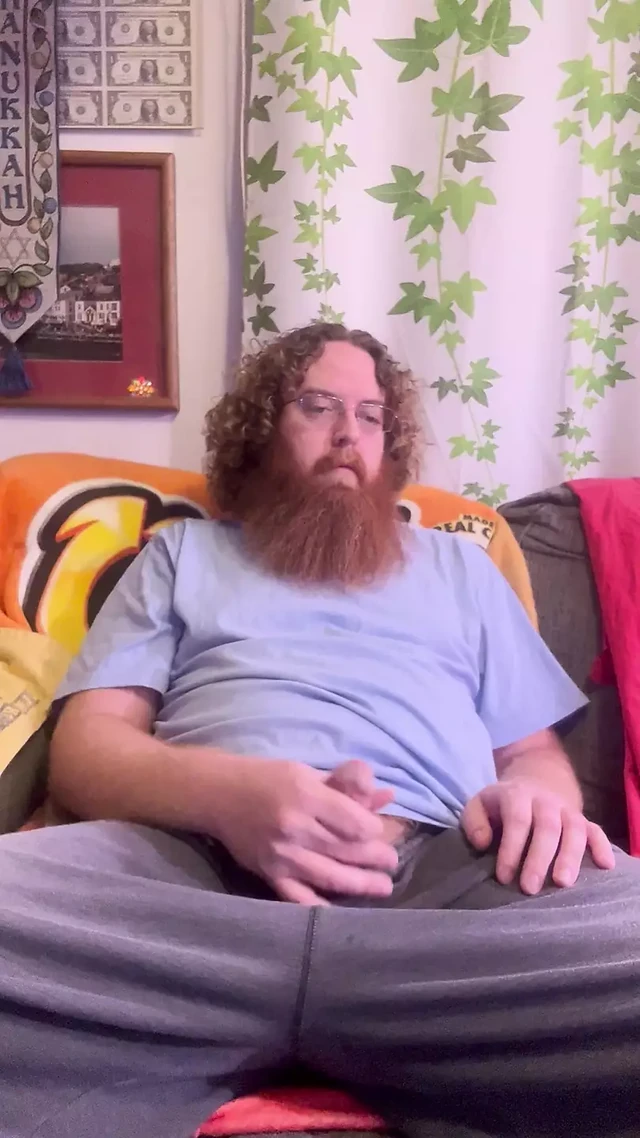 Ginger cub strips, jacks and cums