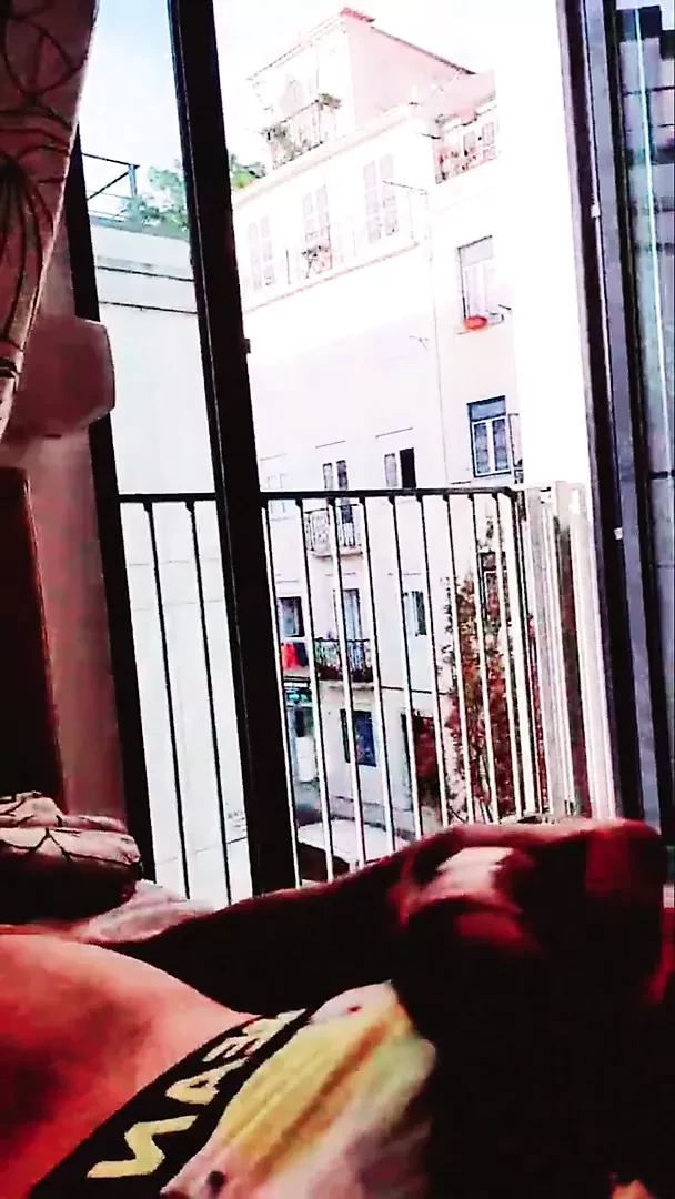 Slutboyben CAM4 Sexy Window Exhibitionist