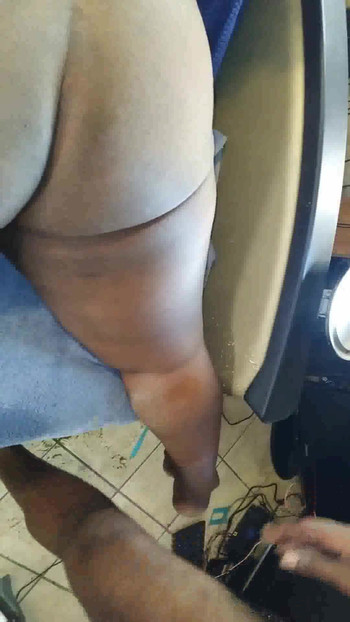 Must-share moment from "Mature Homemade Ebony Milf Big Fat Black Ass"