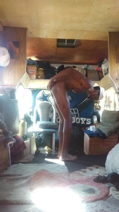 KOJO THE STREAKER... TOKIN' and STROKIN' IN AUSTIN, TX