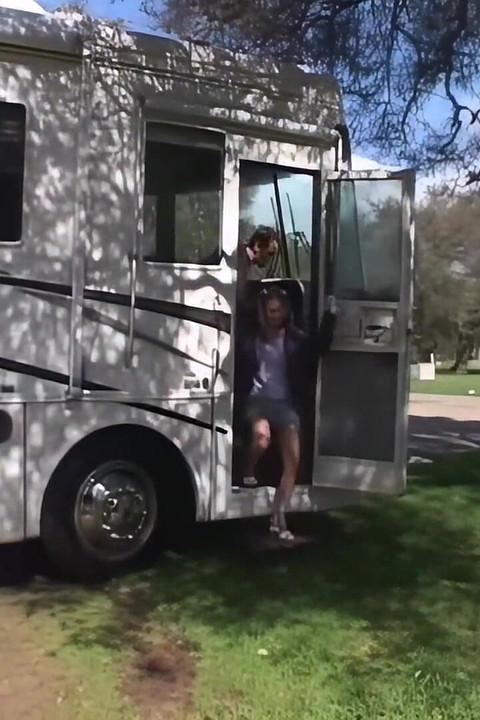 An American Teen Is Looking for New Sexual Experiences!! - (chapter #09)