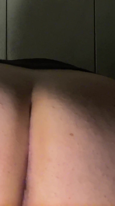 Unforgettable moment from "Showing and shaking the fat ass"