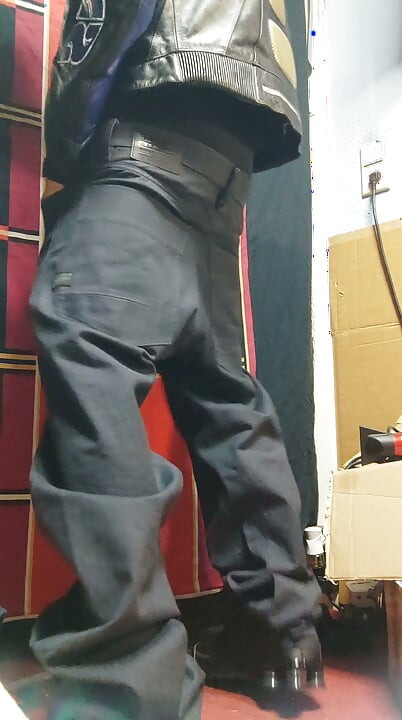 Me fetish trousers 👖