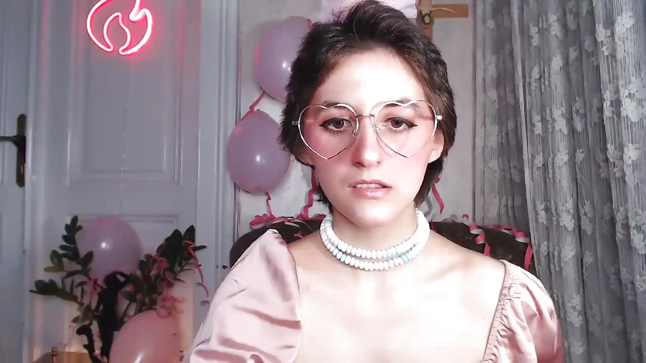 セクシーな誕生日ストリーム - フルショー - パート1