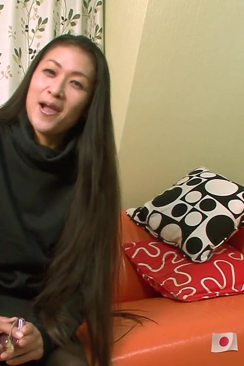 Japanese cougar squirts from sex and toys