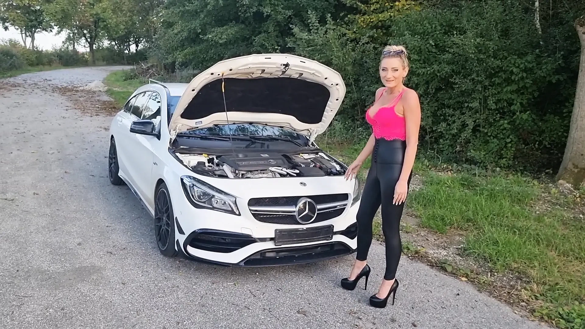 Sexy cock horny sluts MILF cheats on her husband with strangers in the parking lot