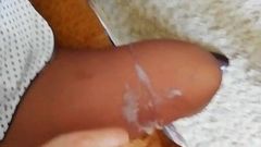 Ruso esposa masturbación con la mano en pantimedias