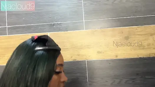 Seksi azgın hemşire yarağımı emerken ev yapımı video ham geliyor