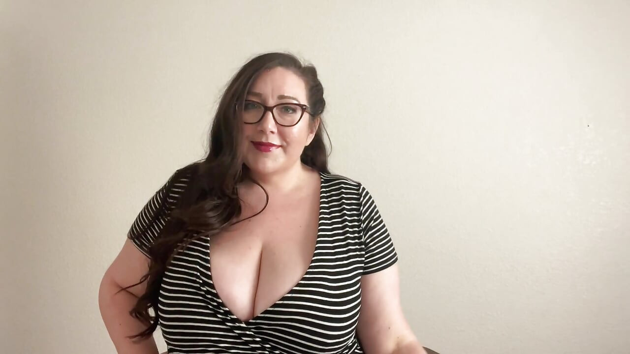 StepMommy gives your first handjob