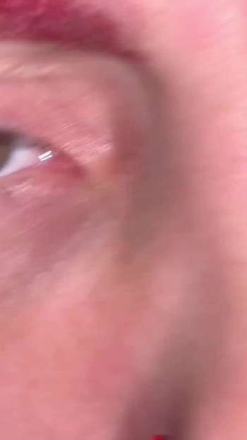 In the Dark of the Balcony with My Hot Stepmother, the Whore Wants to Give Hair to the Neighbor.