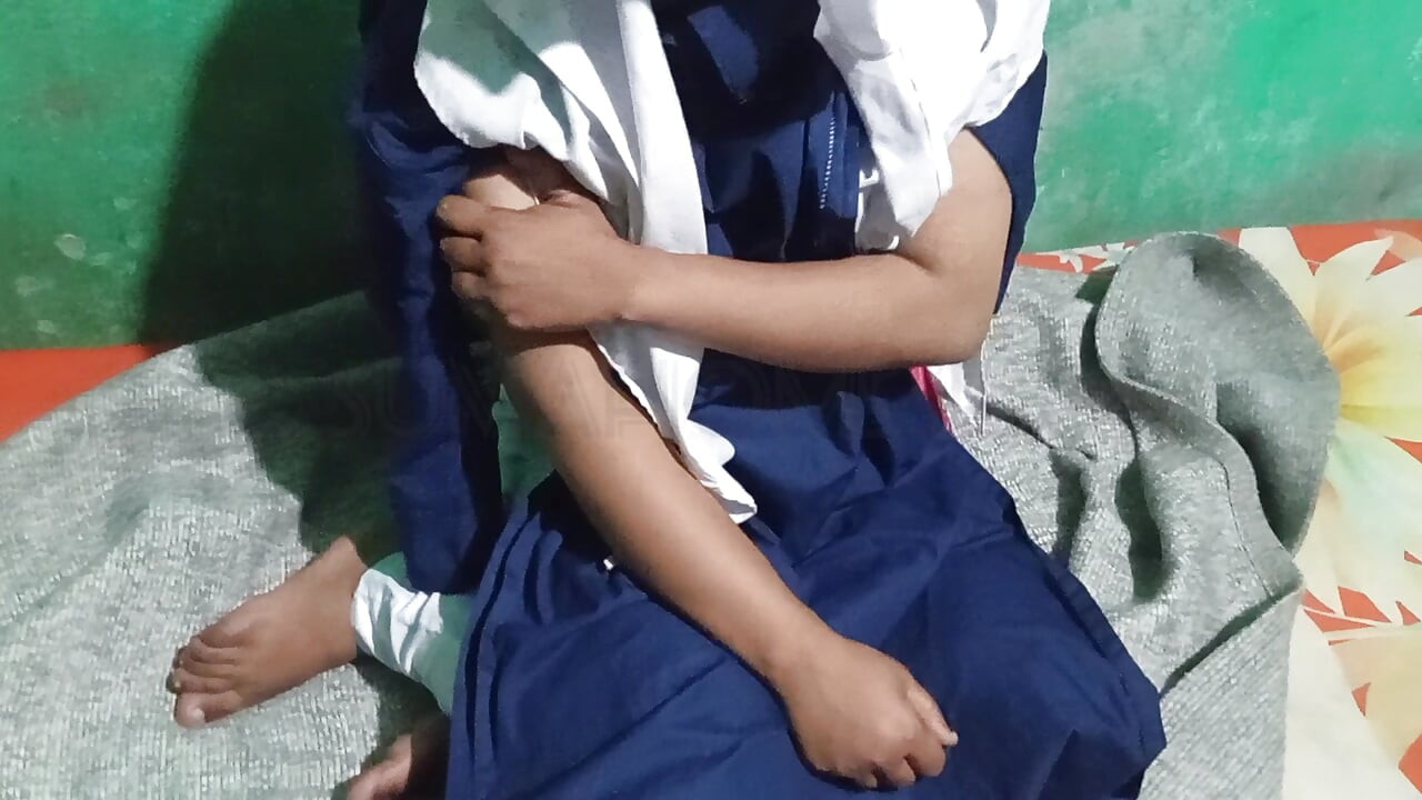 Viral Jessore, estudante universitária com seu namorado