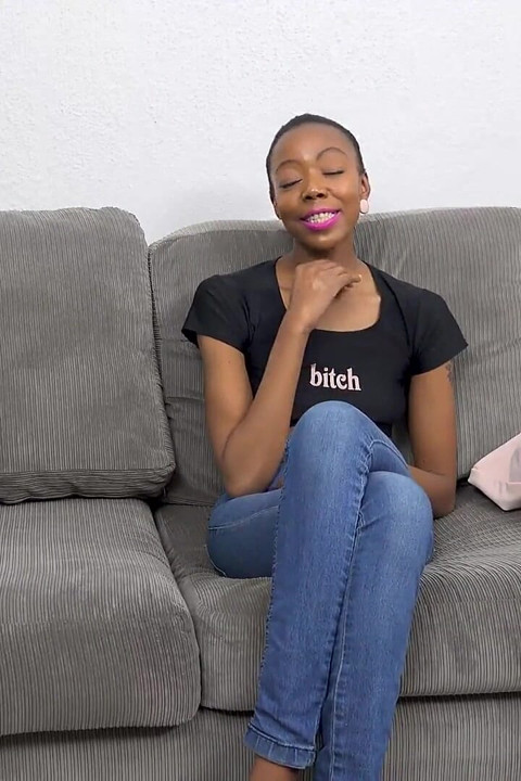 J’ai donné à cette MILF noire le voyage à New York promis à son mari pendant des années ... Elle l’a gagné à ma façon