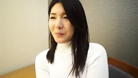 A117B03 Frustrated wife squirts sex, squirting as she takes a man's thing for the first time in a year, saying 'I'm so happy!'