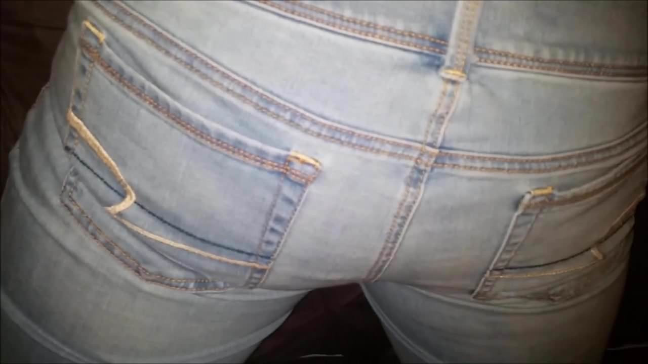 Cum on her American Eagles jeans ass.