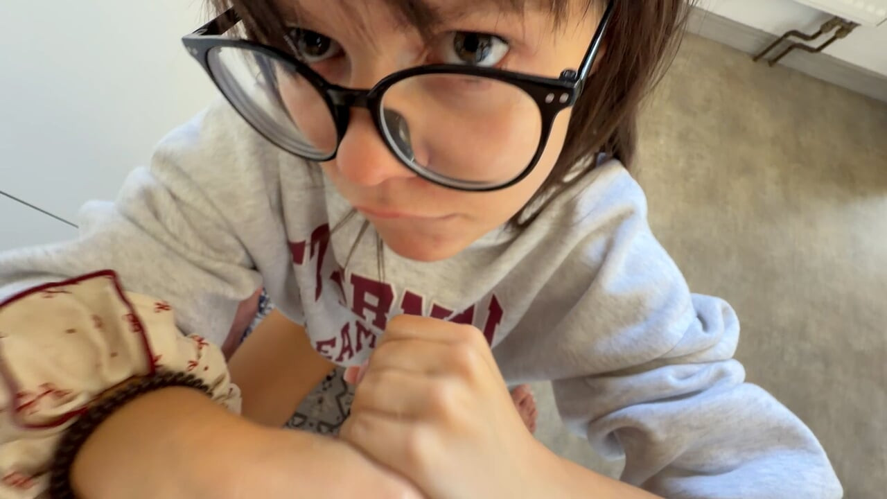 Amazing Ivy Parker - Handjob