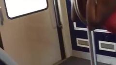 sex dans le metro