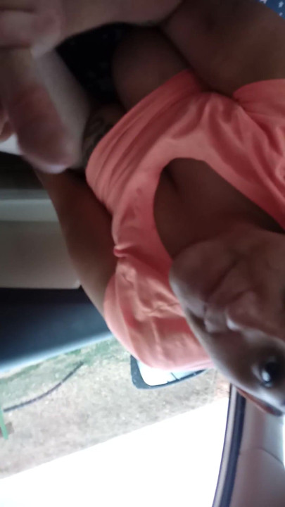 Love to give daddy car head