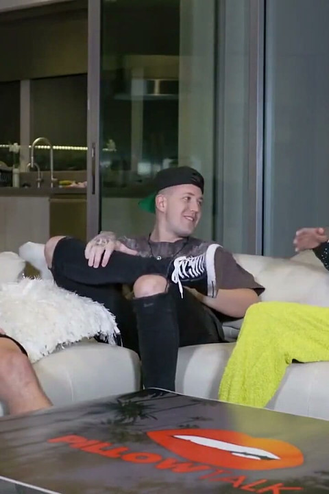 S＊x Orgies with Andreas Eskander