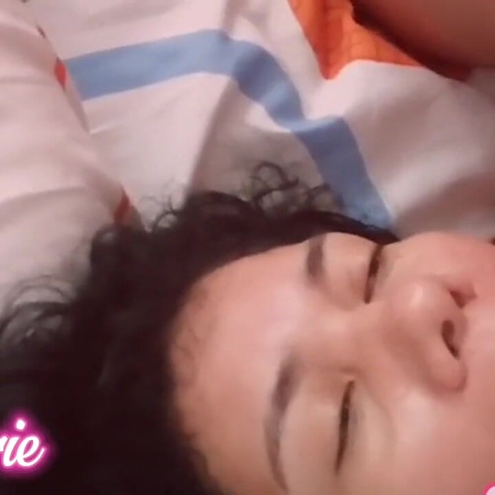 ガールフレンド・ディープスロート