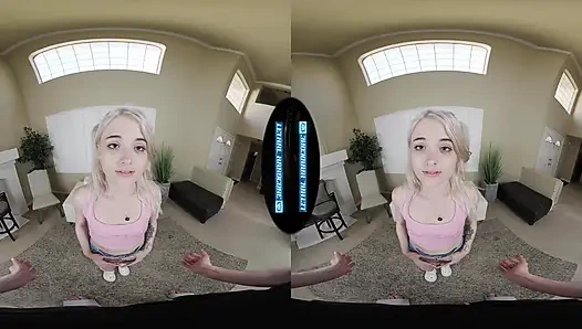 Ölümcül sert sanal gerçeklik - sevimli üniversiteli sarışın erkek arkadaşını yarağınla aldatıyor