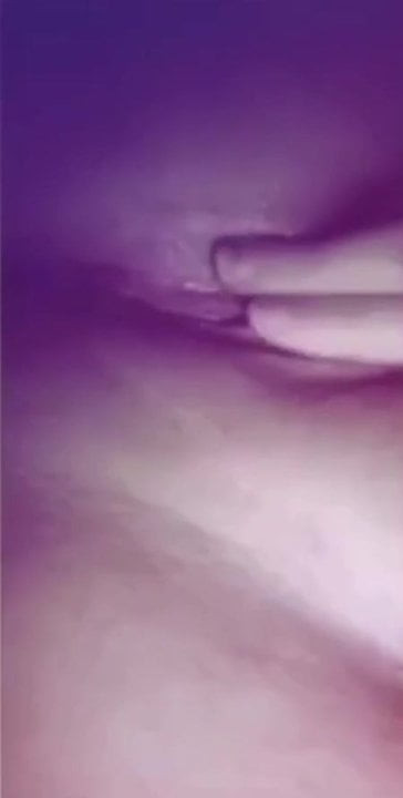 Masturbate solo