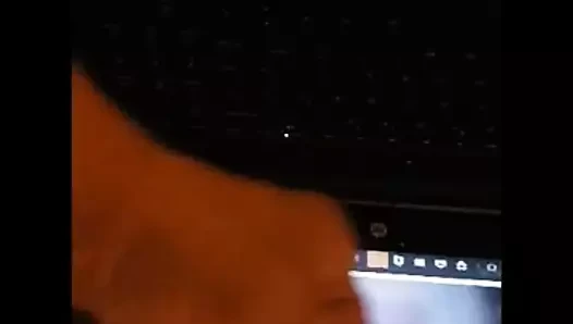 Bir arkadaşım sağladım üzerinde benim kedi