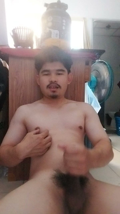 the teenger jerking in room