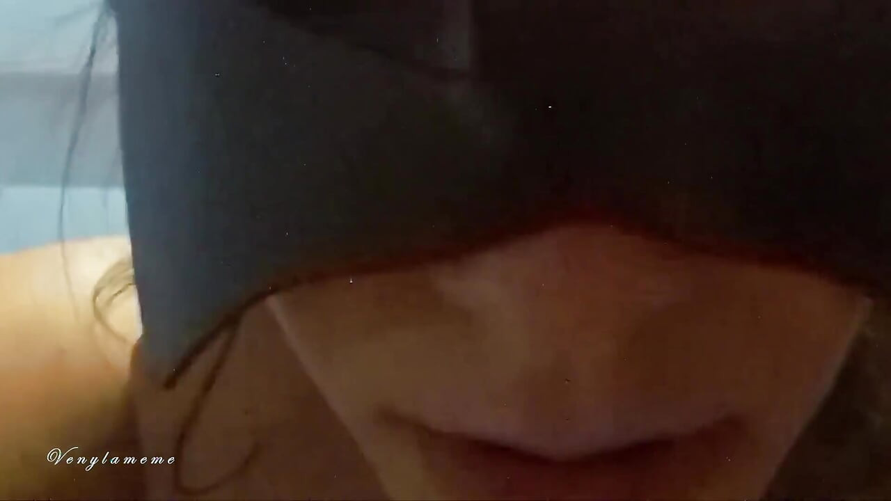 Montando a mi marido en primer plano hasta que me corro y luego mamando hasta que se corre en mi boca