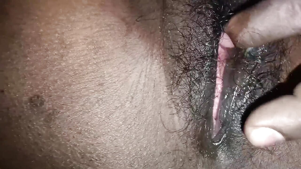 Hoje minha esposa está inquieta para ser fodida