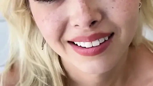 Blonde Babe Chloe Surreal Rides A Big Dick Like Real Cowgirl