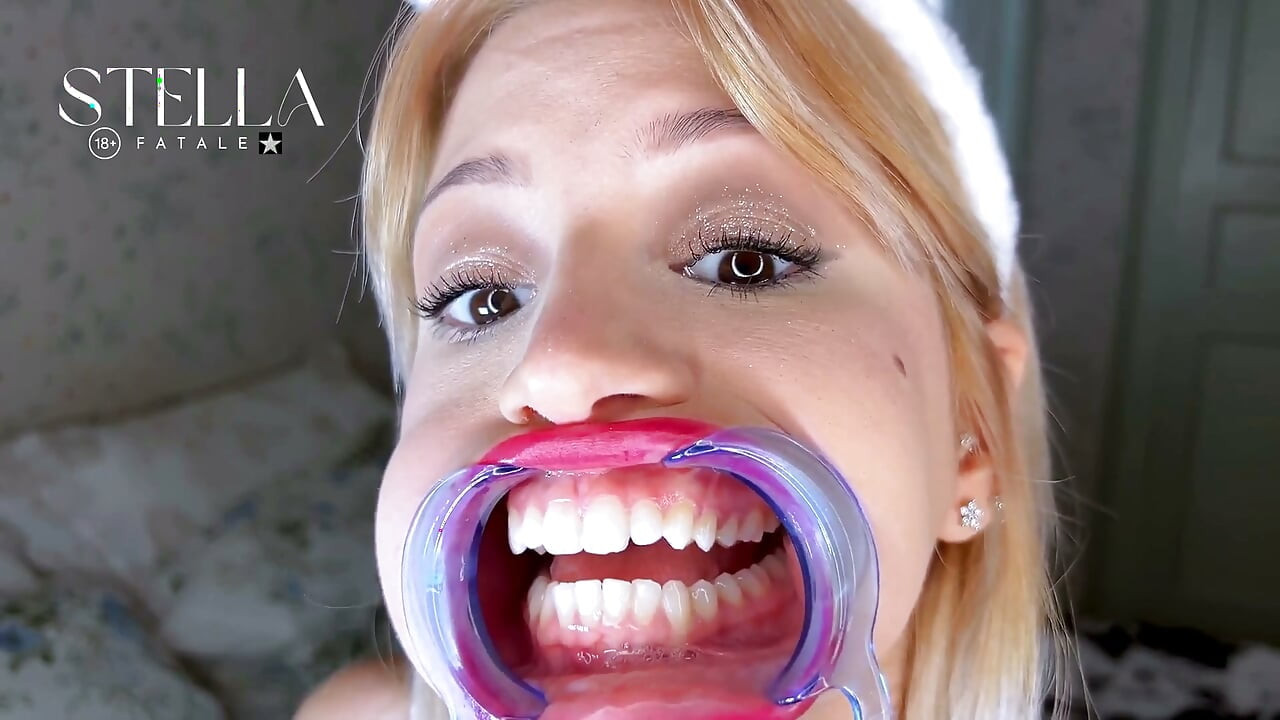 Mouth Retractor Teeth Examination
