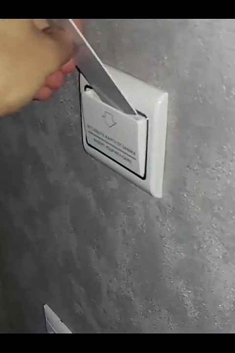 她有心情吮吸和骑鸡巴