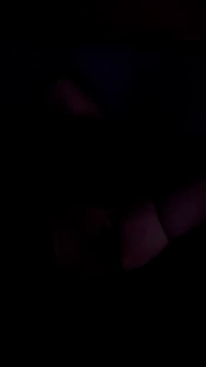 همسر داغ راجر، راکسی داره با کسش بازی می‌کنه!