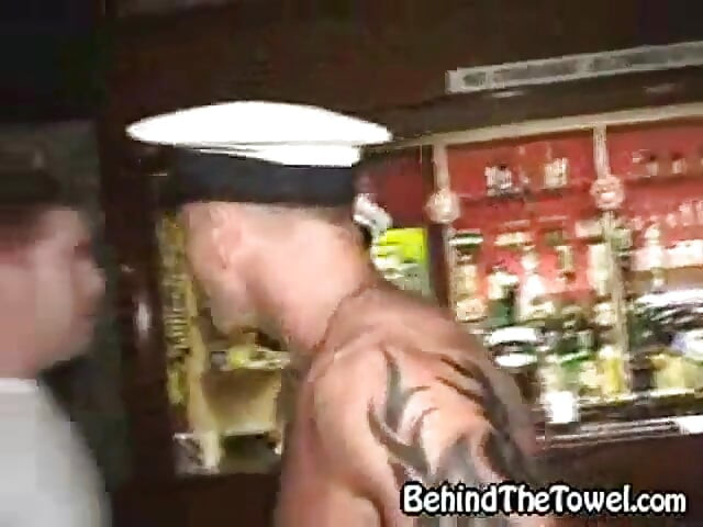 Sexy Stripper Turns up the Heat