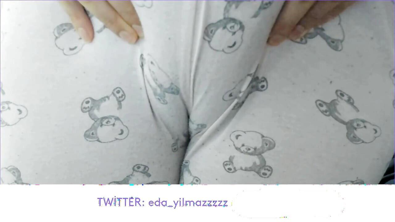 CAMELTOE- PAJAMA- SWOLLEN PUSSY