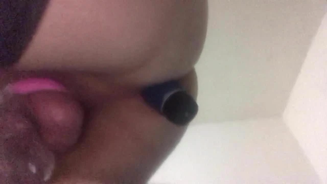 Dildo play