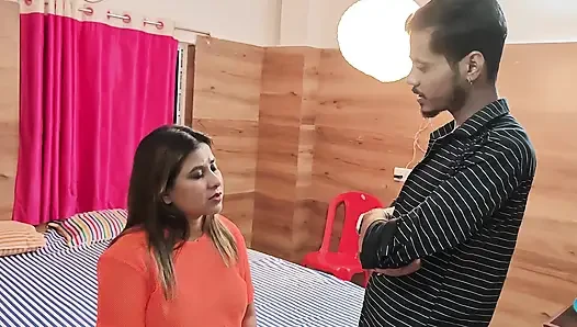 Indian Bhabhi Caught Having Sex with a Foreign Guy in a Hotel and Her Video Went Viral